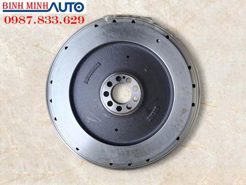 Bánh Đà Shacman X3000